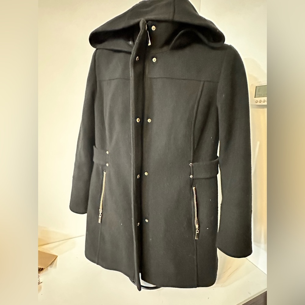 Women’s peacoat